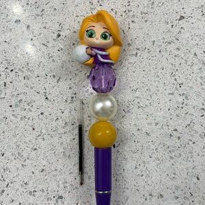 Rare Rapunzel Doorables Pen with ink refill